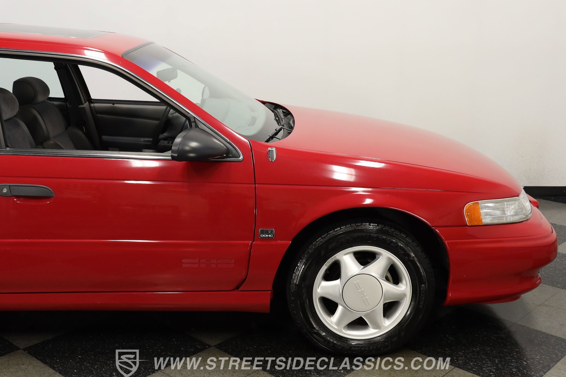 Used 1993 Ford Taurus SHO image 28