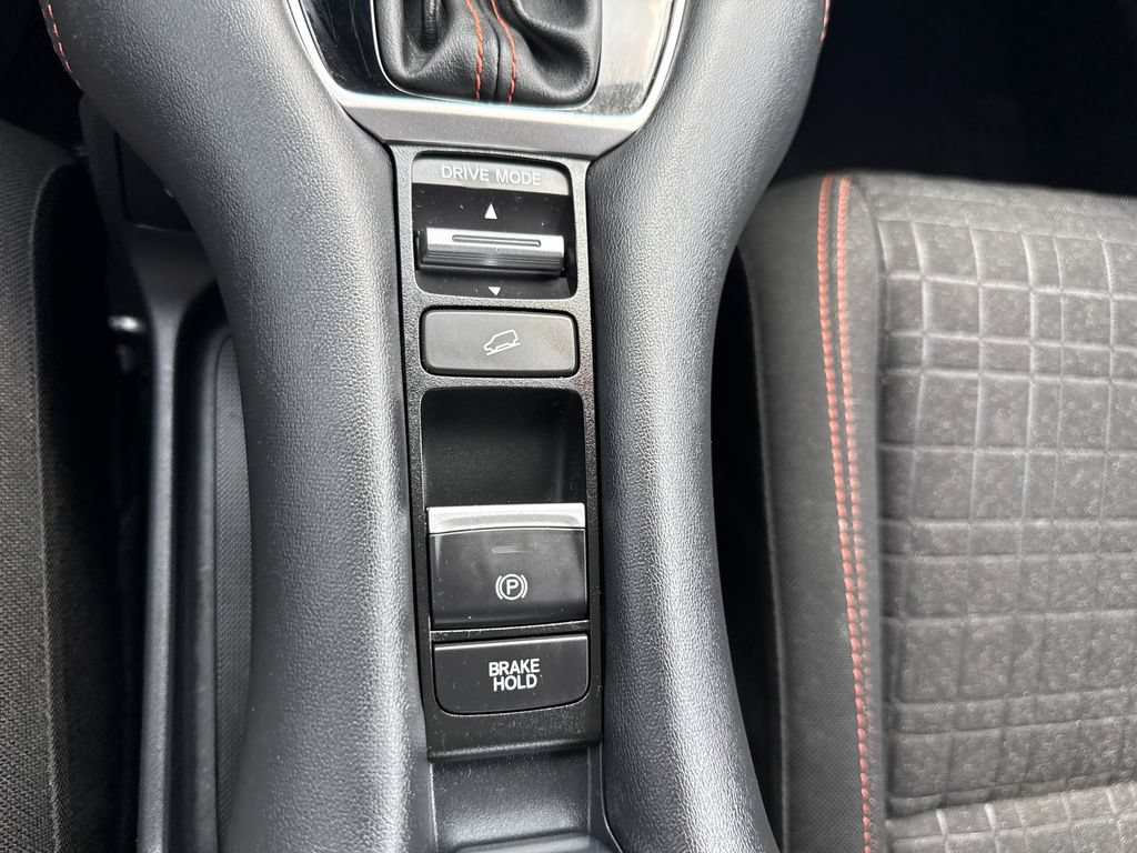 Certified 2025 Honda HR-V Sport image 27