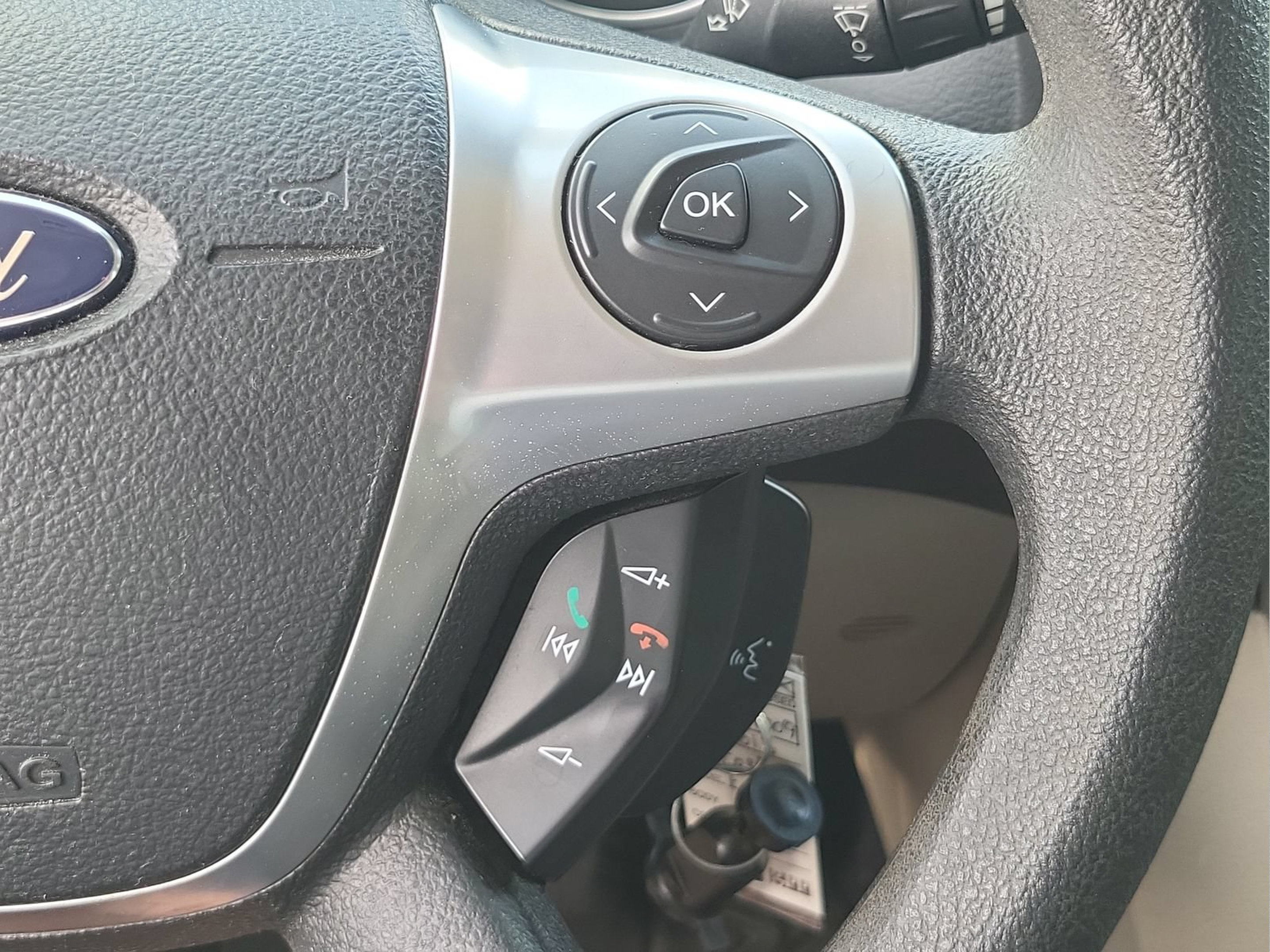 Used 2013 Ford Focus SE w/ Interior Protection Pkg FWD image 10