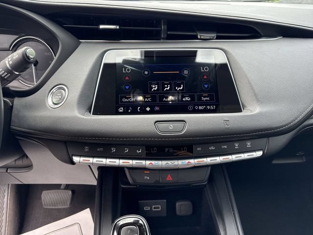 Used 2020 Cadillac XT4 Premium Luxury AWD/4WD image 19