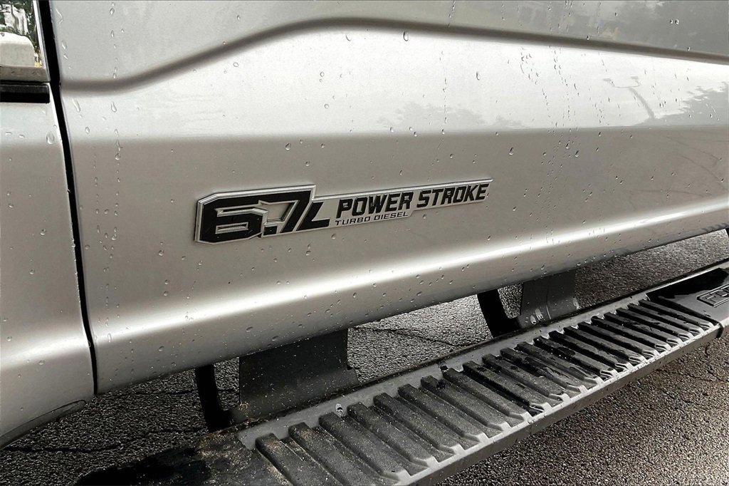 Used 2024 Ford F250 XLT image 11