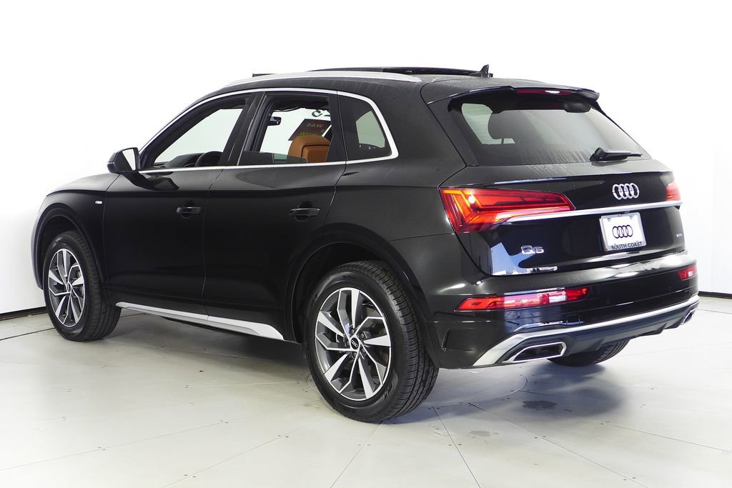Used 2023 Audi Q5 2.0T Premium w/ Convenience Package image 9