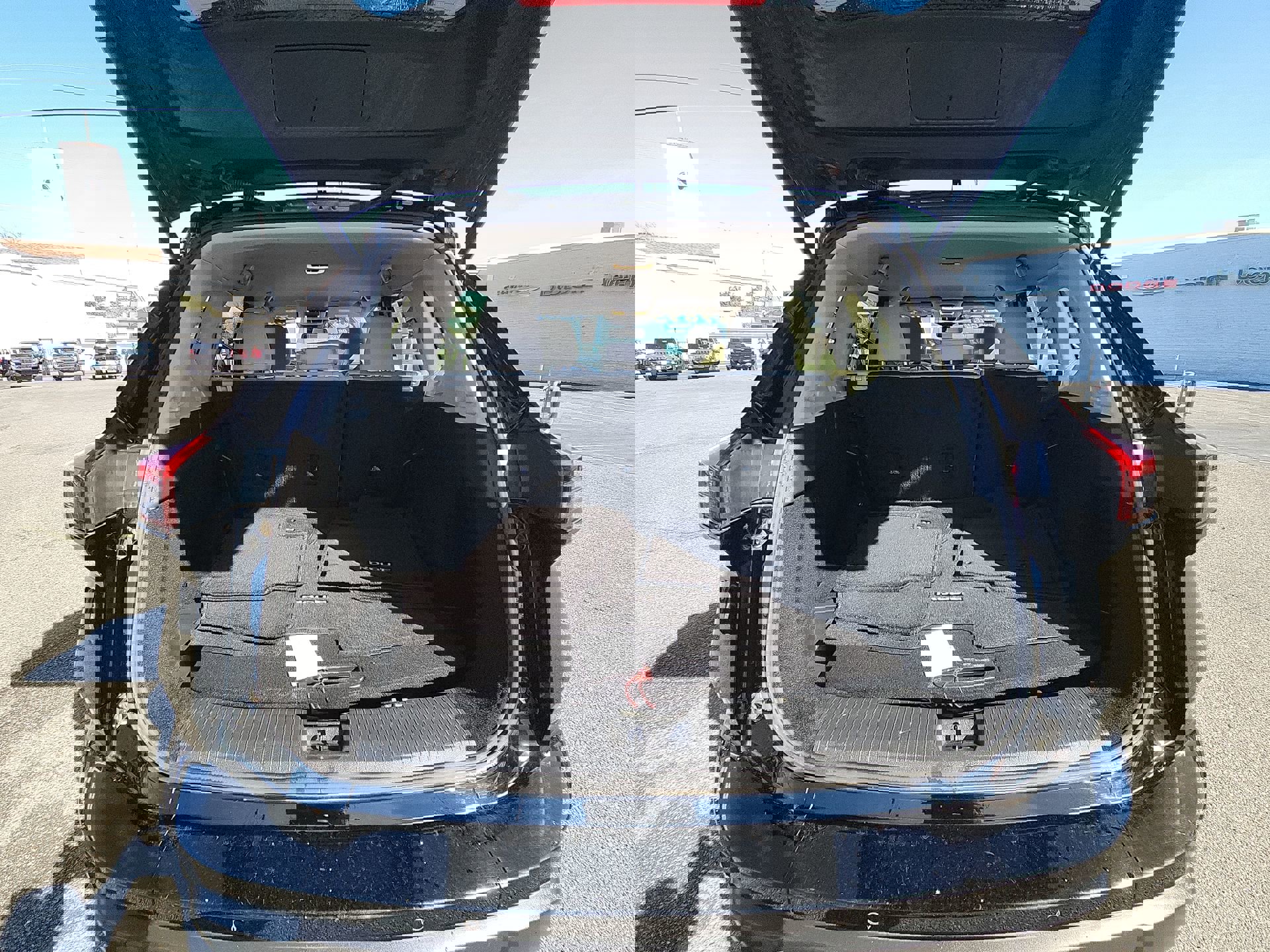 Used 2024 Nissan Rogue SV image 19