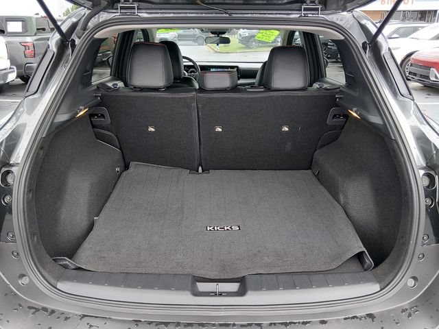 Certified 2025 Nissan Kicks SR FWD image 15