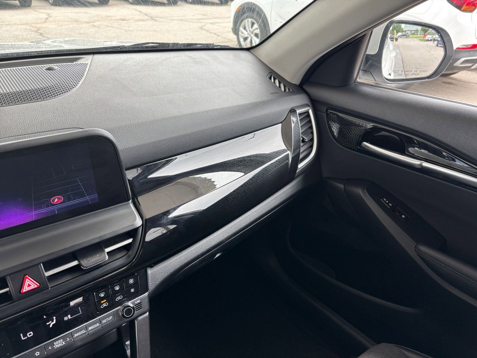 Used 2025 Kia Seltos S image 36