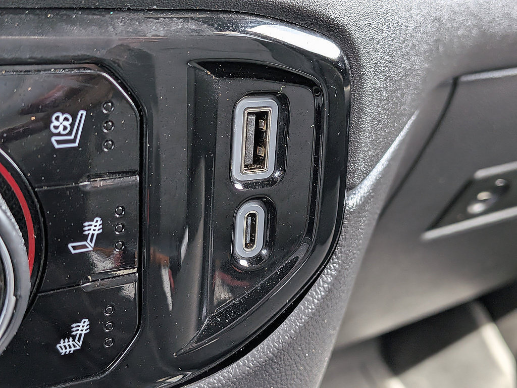 Certified 2024 Chevrolet Silverado 1500 ZR2 AWD/4WD image 93