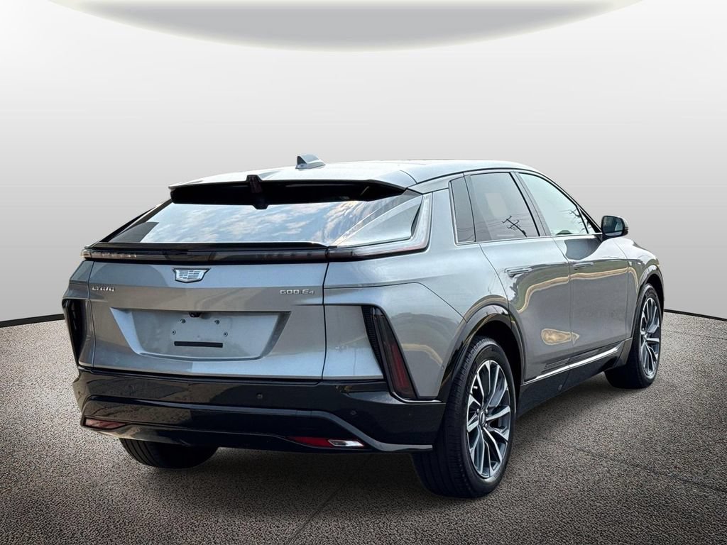 Certified 2024 Cadillac Lyriq Sport AWD/4WD image 2