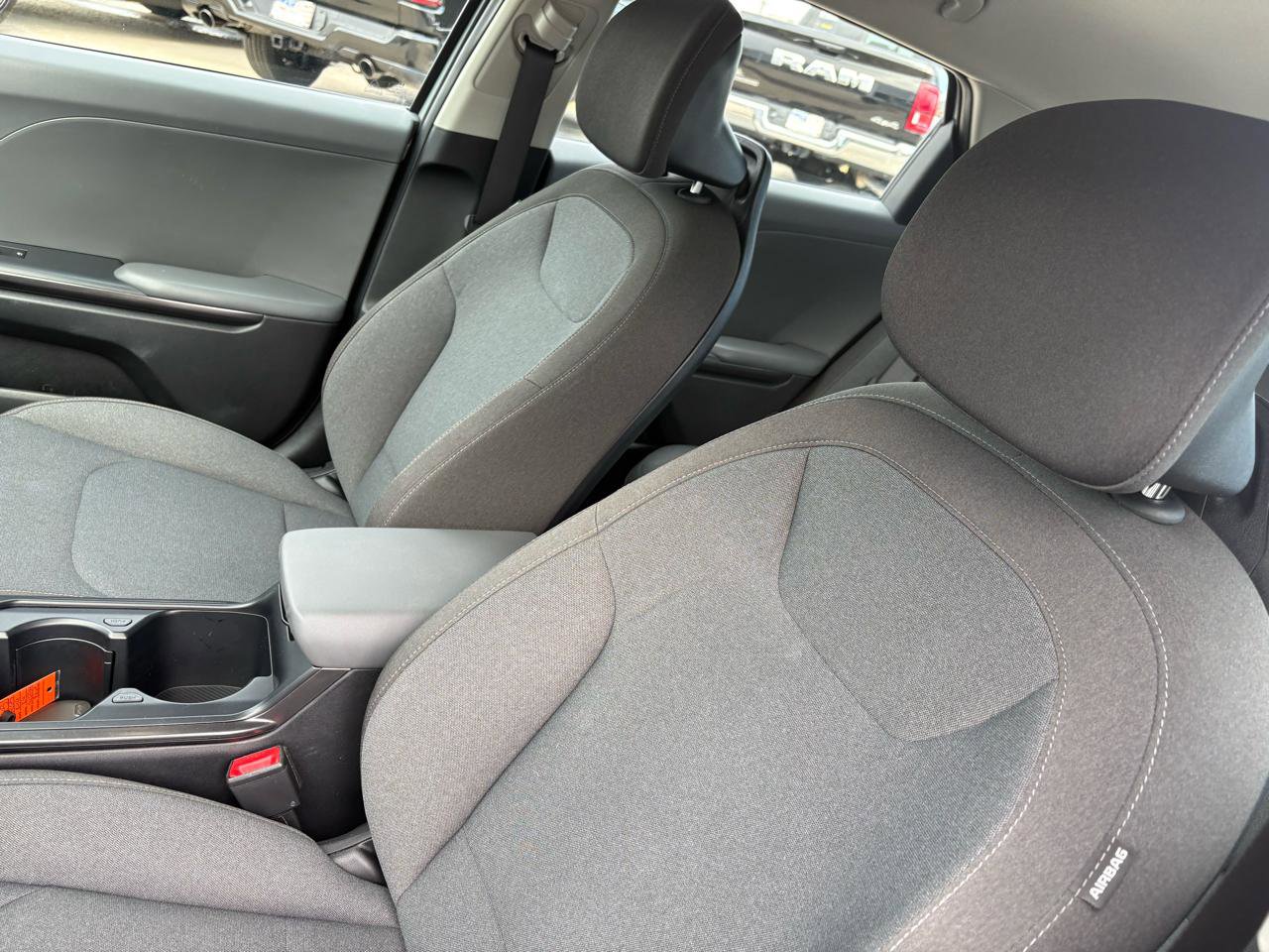 Used 2025 Kia K4 LXS FWD image 13