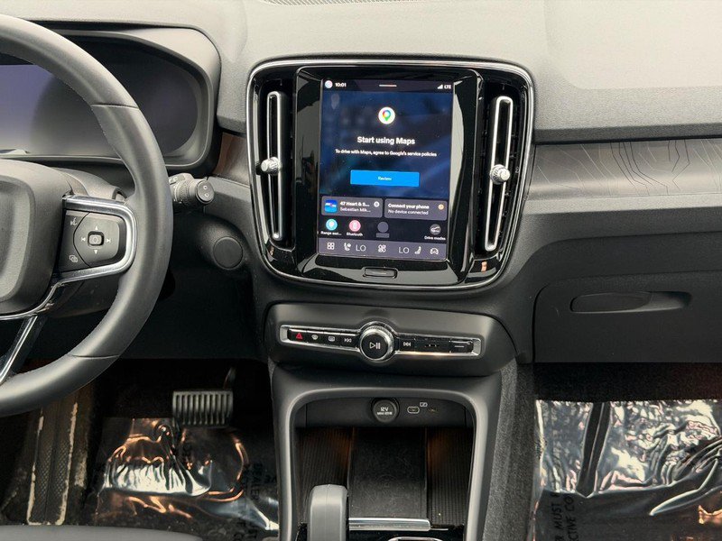 Certified 2023 Volvo XC40 Recharge Ultimate w/ Protection Package Premier AWD/4WD image 14