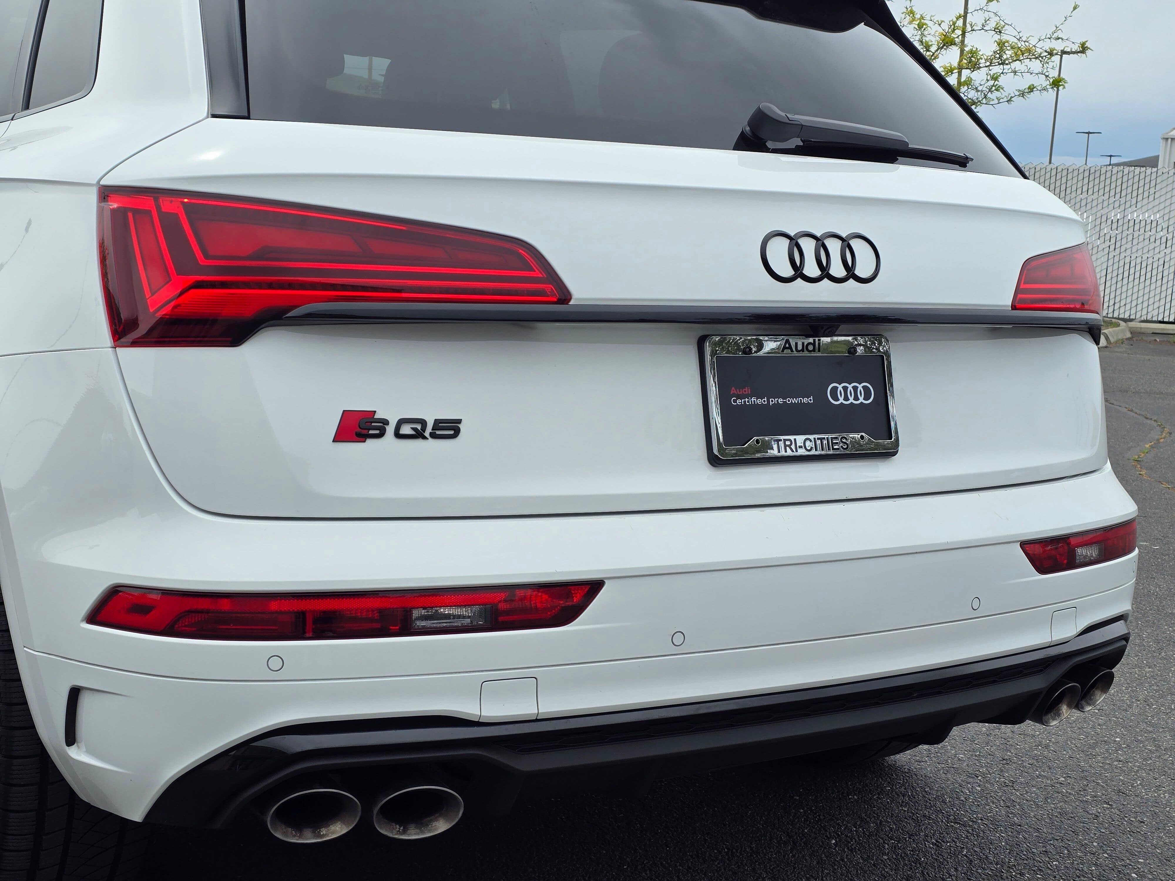 Certified 2023 Audi SQ5 Premium Plus w/ Premium Plus Package AWD/4WD image 7