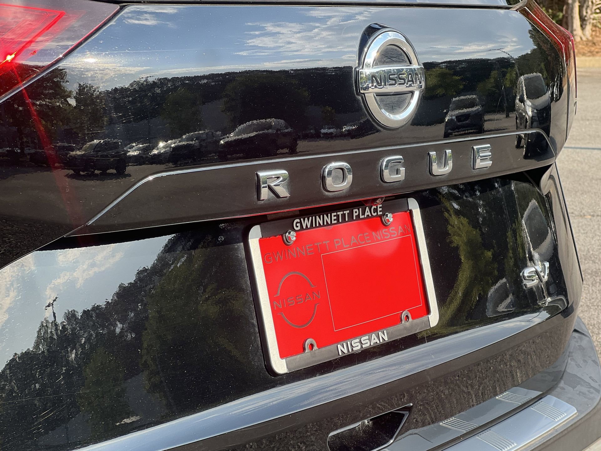 Used 2021 Nissan Rogue SV FWD image 30