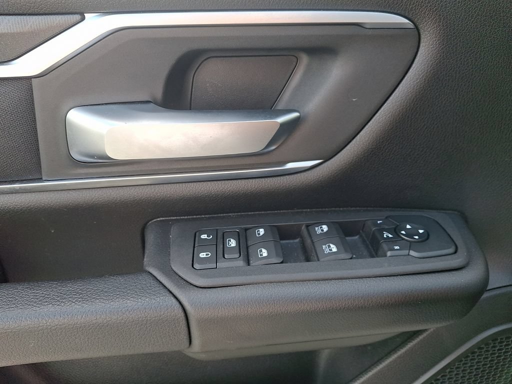 Used 2025 RAM 1500 Big Horn AWD/4WD image 14