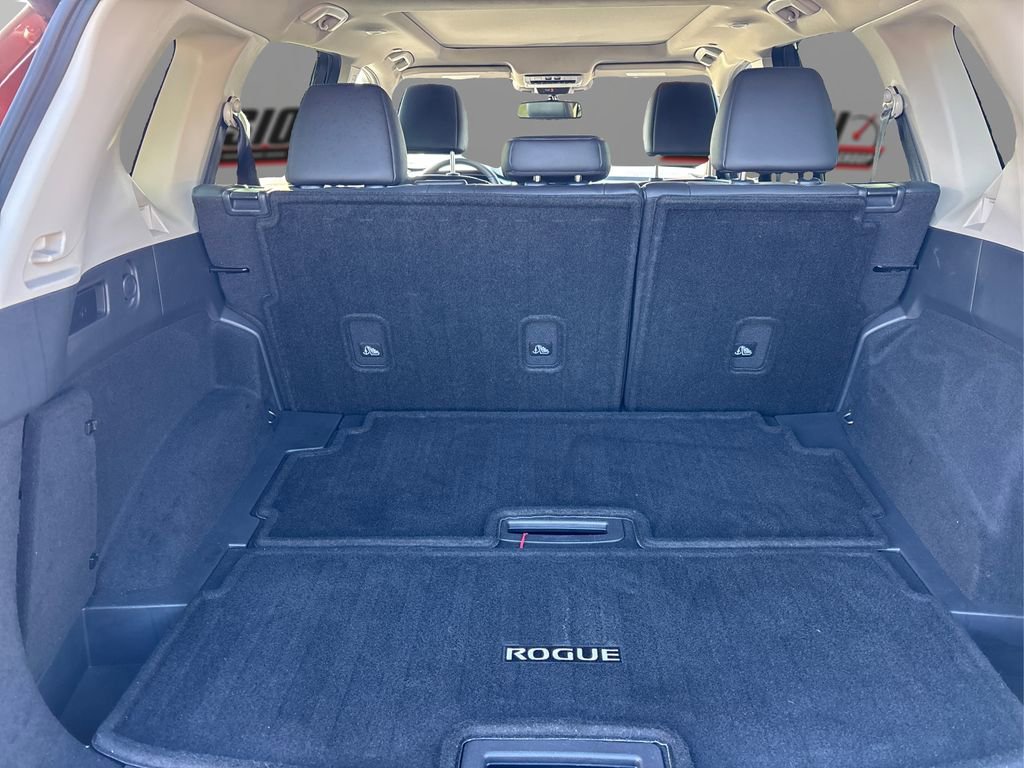 Used 2023 Nissan Rogue Platinum w/ Platinum Premium Package image 11