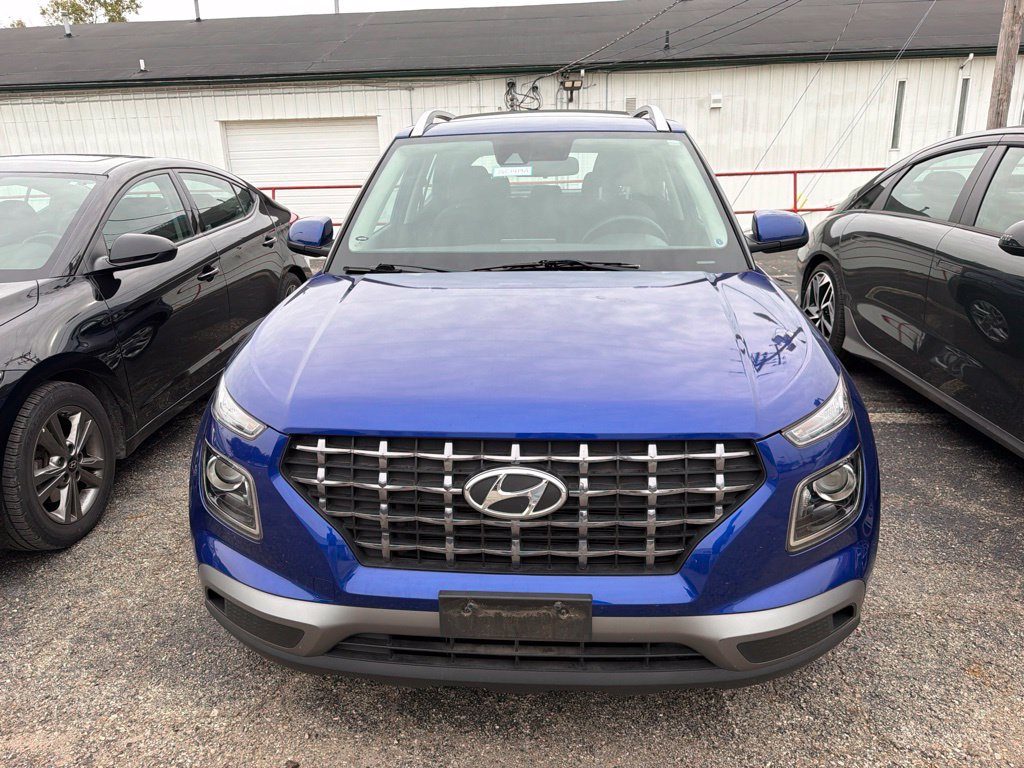 Used 2020 Hyundai Venue SEL w/ Convenience Package FWD image 6