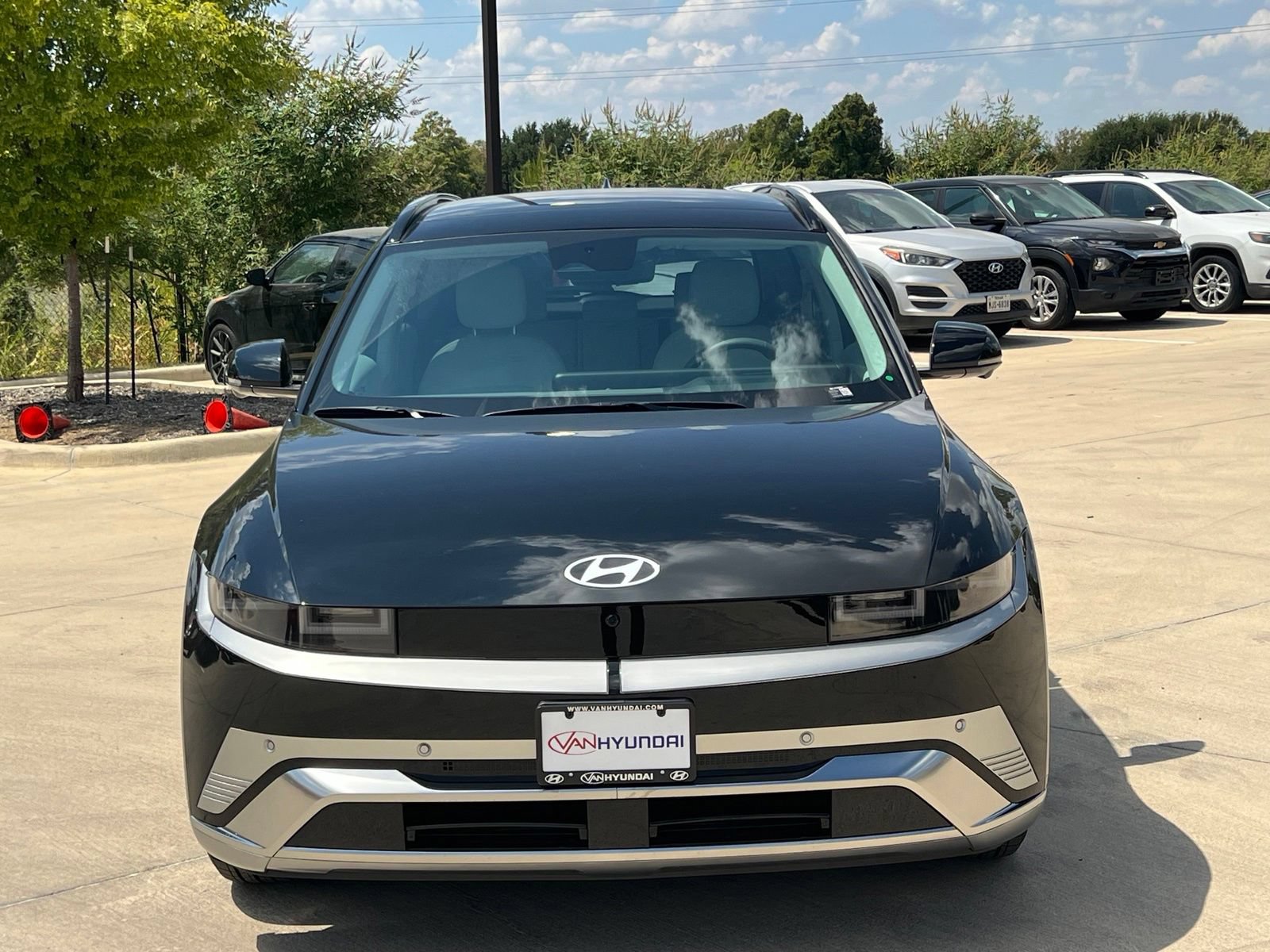New 2027 Hyundai Ioniq 5 Limited RWD image 2