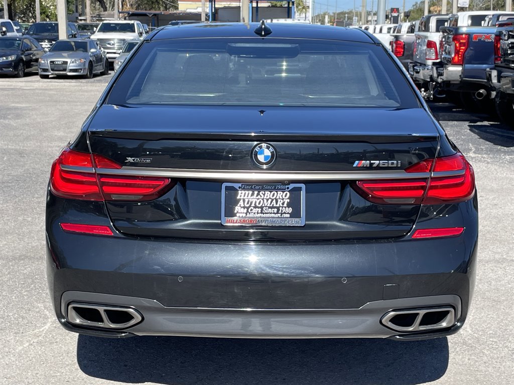 Used 2018 BMW M760i xDrive w/ Luxury Rear Seating Package AWD/4WD image 17