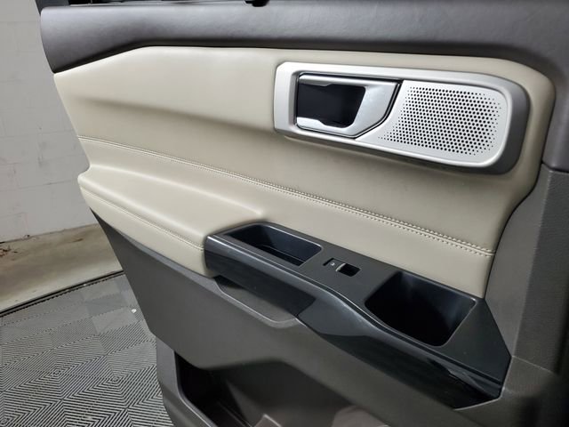 Used 2021 Ford Explorer Platinum w/ Equipment Group 601A image 19