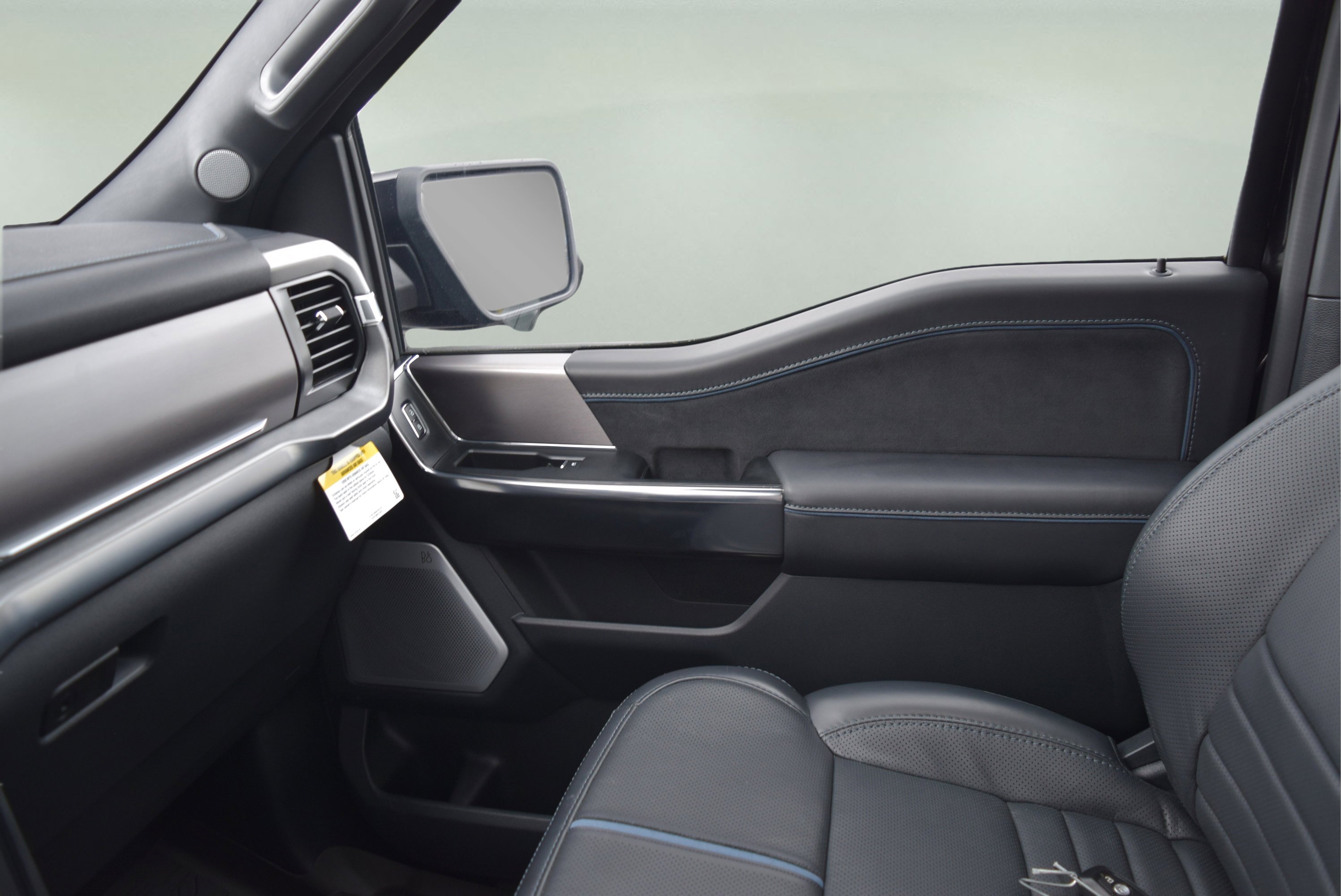 Used 2025 Ford F150 Platinum w/ Equipment Group 702A High image 20