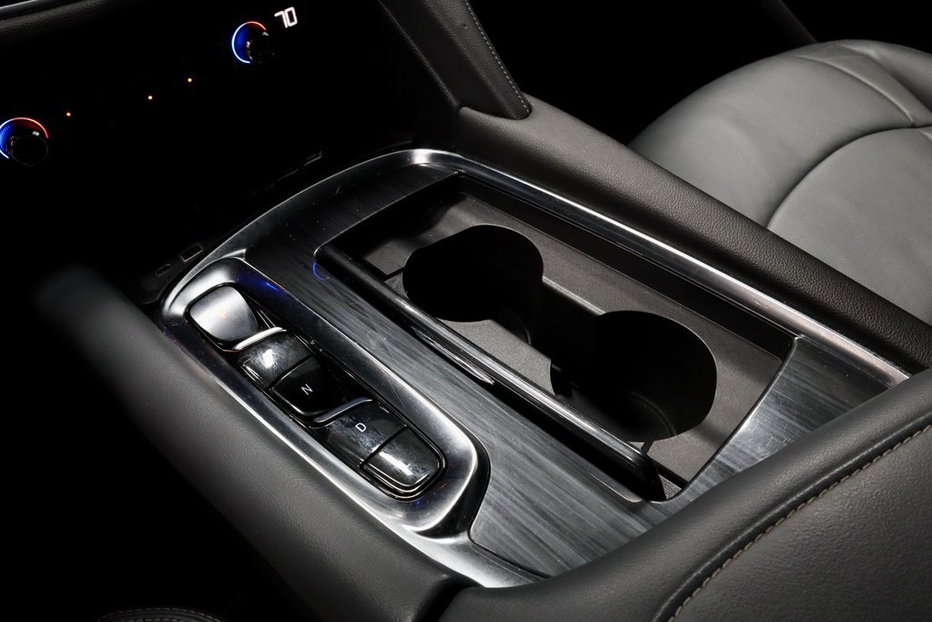 Used 2024 Buick Enclave Premium image 34