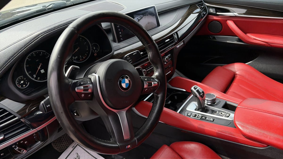 Used 2019 BMW X6 xDrive35i w/ M Sport Package image 12