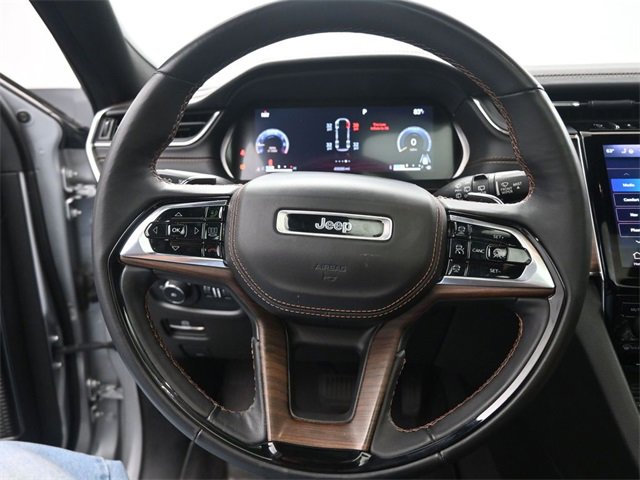 Used 2022 Jeep Grand Cherokee Summit w/ Trailer Tow Prep Group (B) image 2