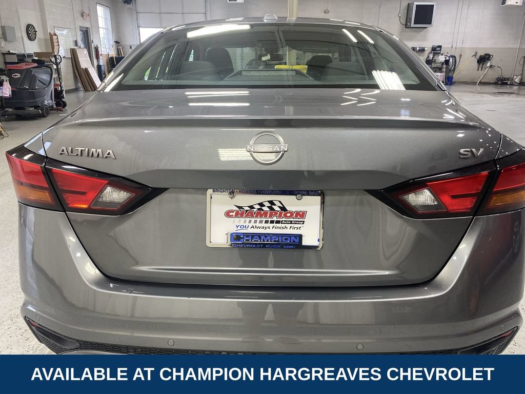 Used 2024 Nissan Altima 2.5 SV FWD image 40