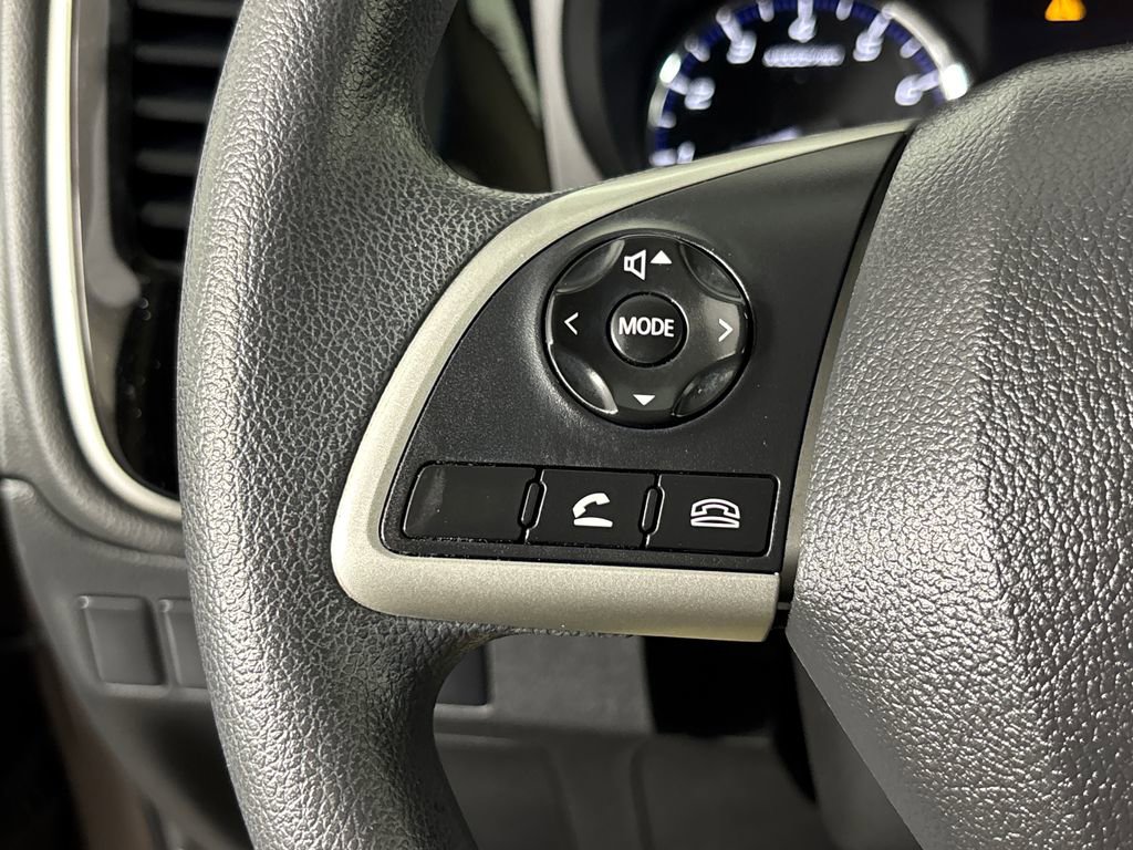 Used 2019 Mitsubishi Outlander ES image 13