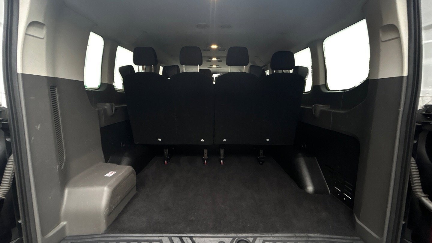 Used 2024 Ford Transit 350 XLT RWD image 9