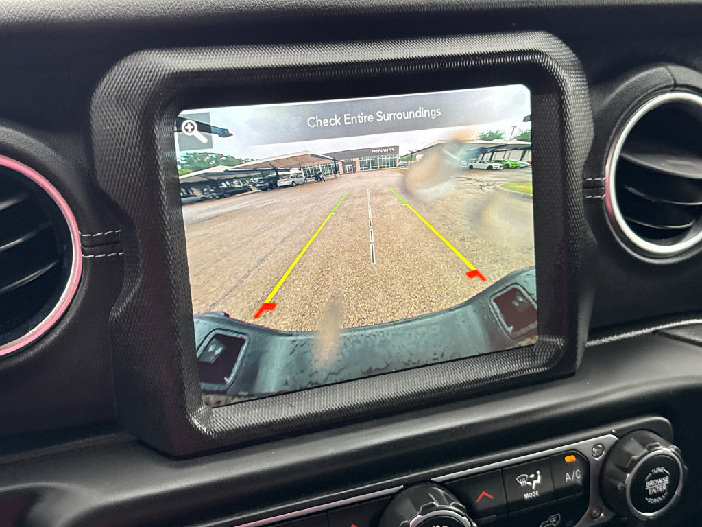 Used 2020 Jeep Gladiator Overland w/ Popular Equipment Package AWD/4WD image 26