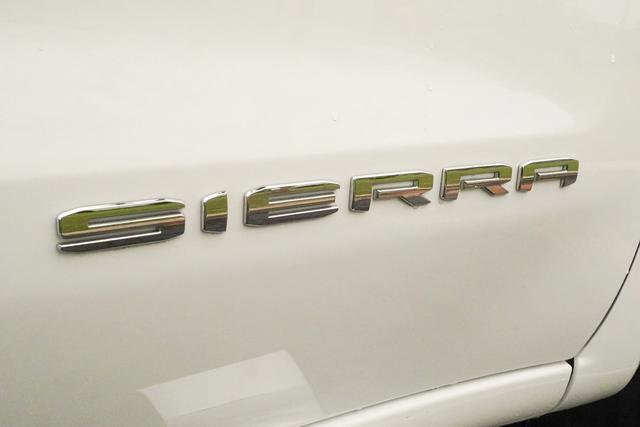 Used 2024 GMC Sierra 1500 SLT w/ SLT Premium Plus Package AWD/4WD image 46