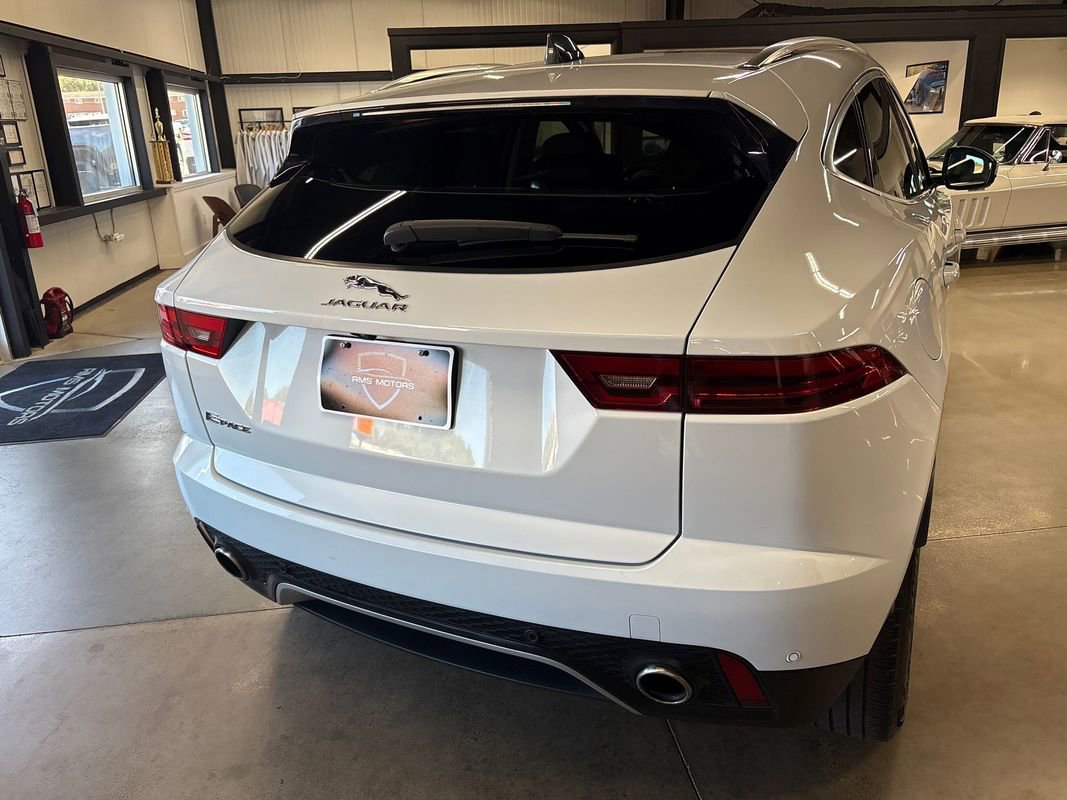 Used 2021 Jaguar E-PACE SE image 9