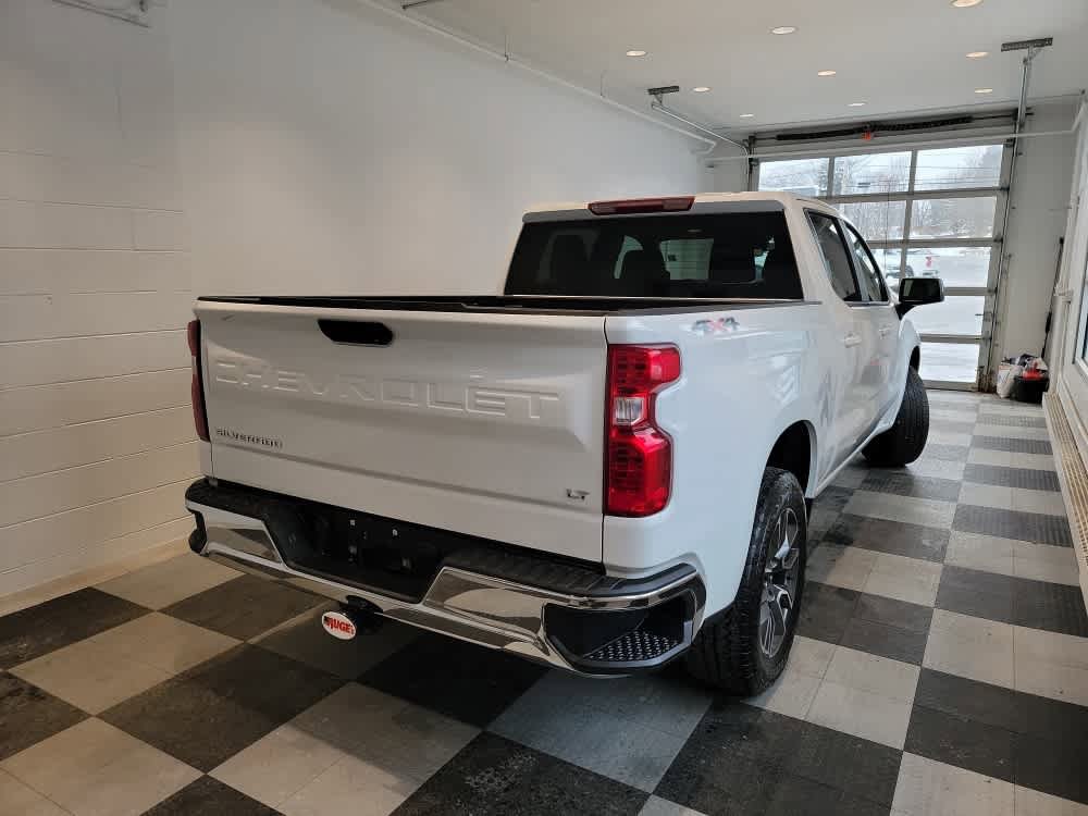 Used 2023 Chevrolet Silverado 1500 LT AWD/4WD image 6