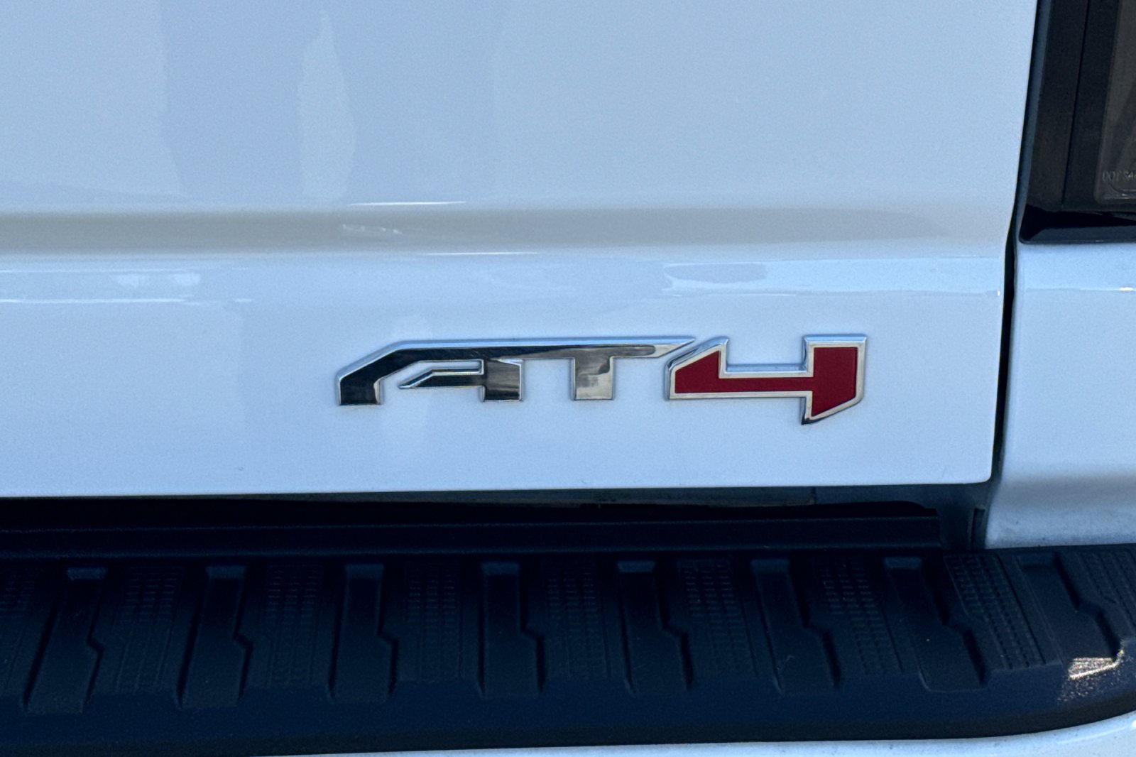 Used 2026 GMC Sierra 2500 AT4 AWD/4WD image 36