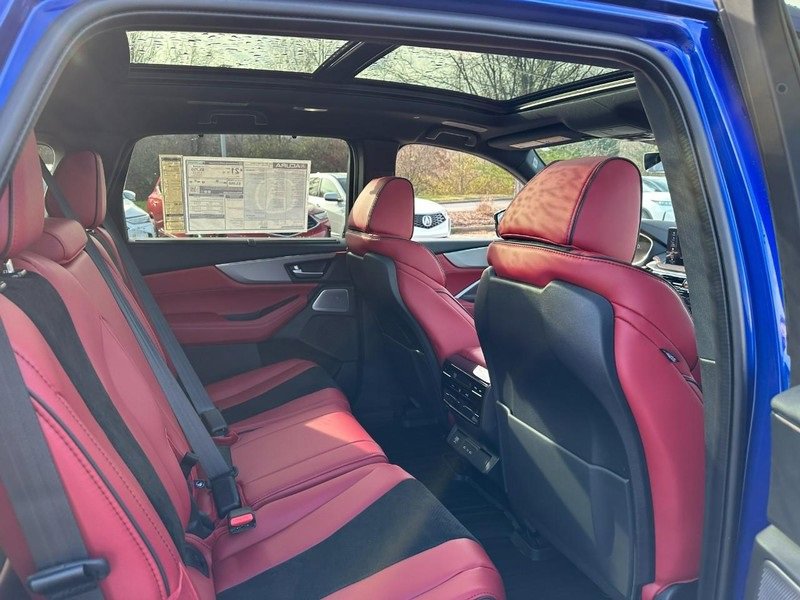 Certified 2025 Acura MDX A-Spec image 4