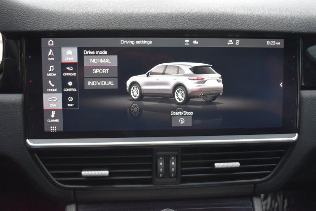 Used 2021 Porsche Cayenne AWD/4WD image 17