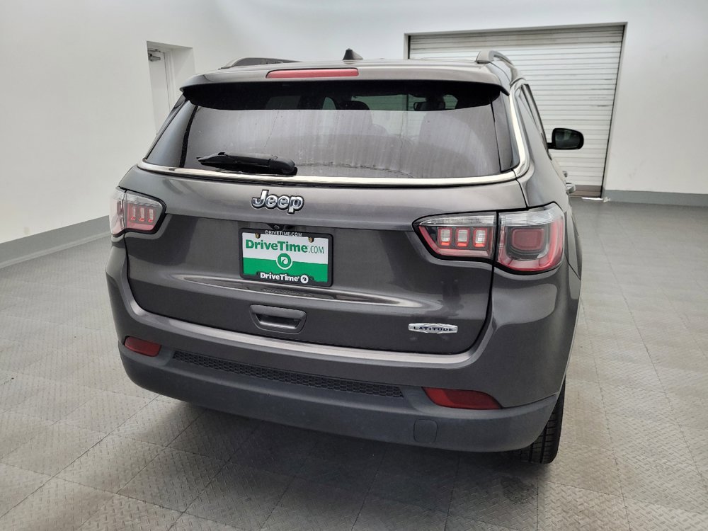 Used 2018 Jeep Compass Latitude w/ Popular Equipment Group FWD image 7