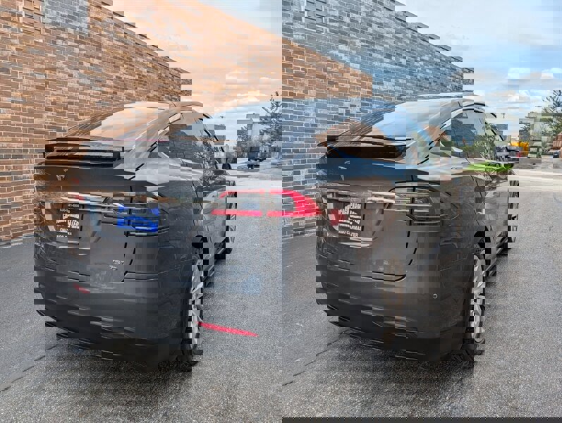 Used 2016 Tesla Model X 75D AWD/4WD image 22