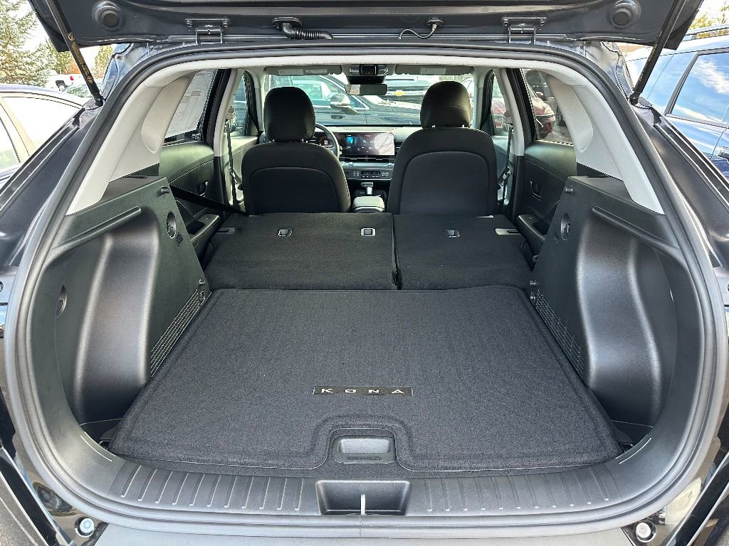 Used 2025 Hyundai Kona SEL image 8