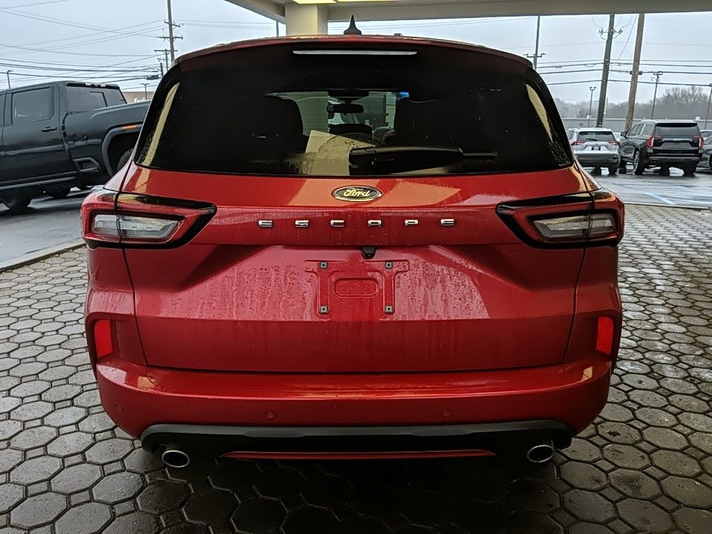 Used 2023 Ford Escape ST-Line w/ Tech Pack #1 image 6