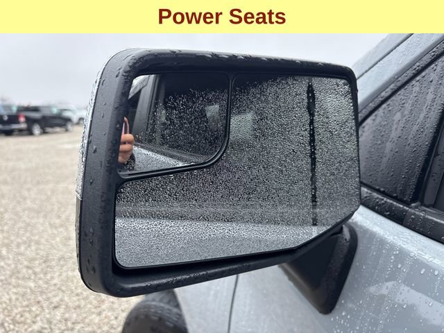 Used 2024 Chevrolet Silverado 1500 LT image 8