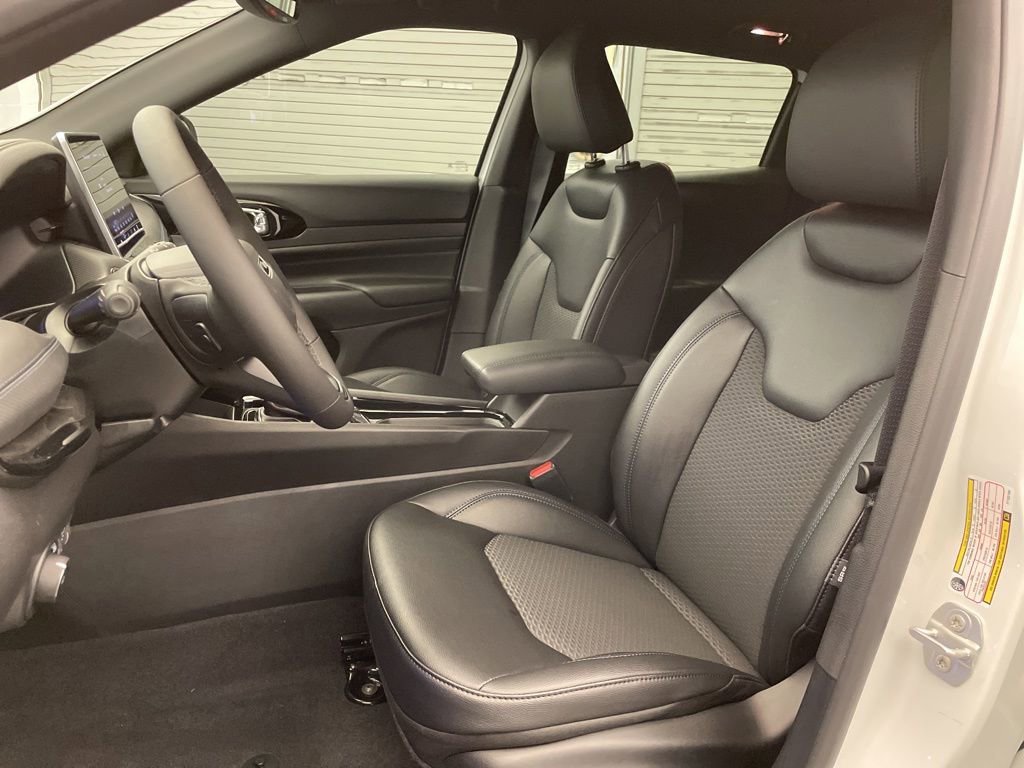 New 2026 Jeep Compass Latitude w/ Quick Order Package 29K image 15