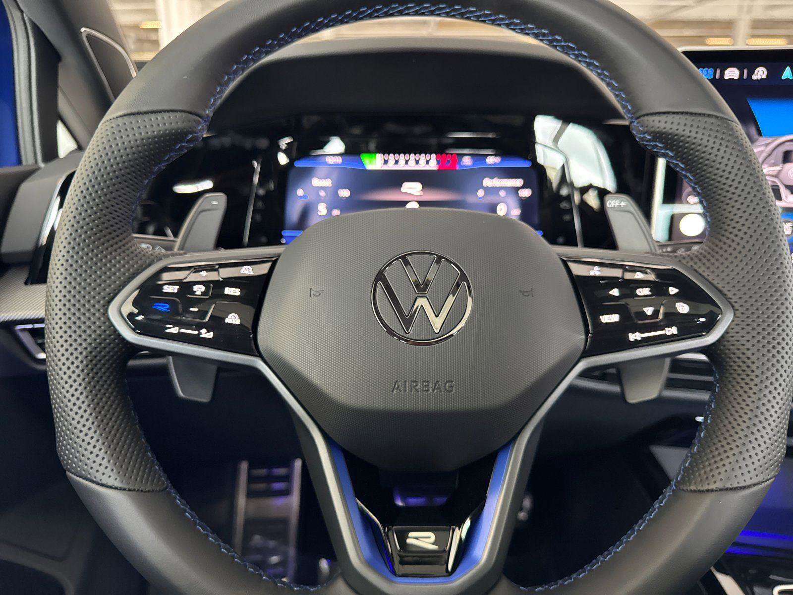 New 2026 Volkswagen Golf image 23