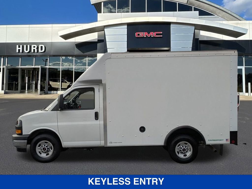 New 2025 GMC Savana 3500 w/ Power Convenience Package image 7