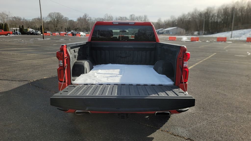 Used 2021 Chevrolet Silverado 1500 Custom w/ LPO, Dark Essentials Package image 11