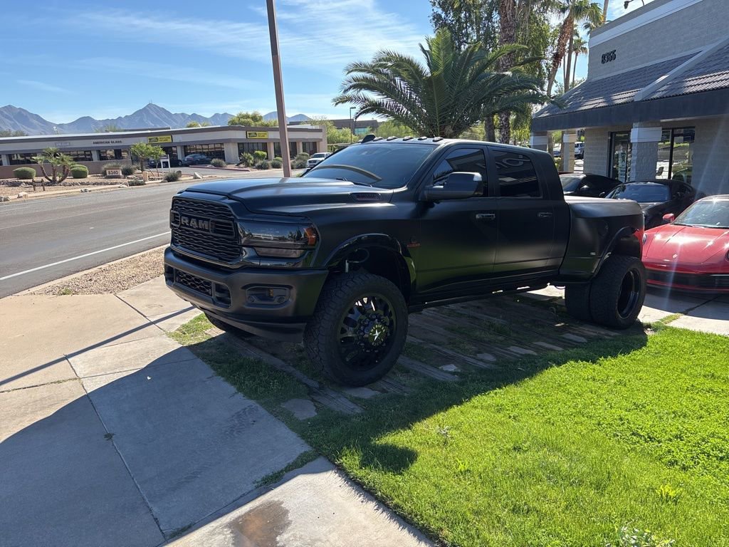 Used 2022 RAM 3500 Limited image 3