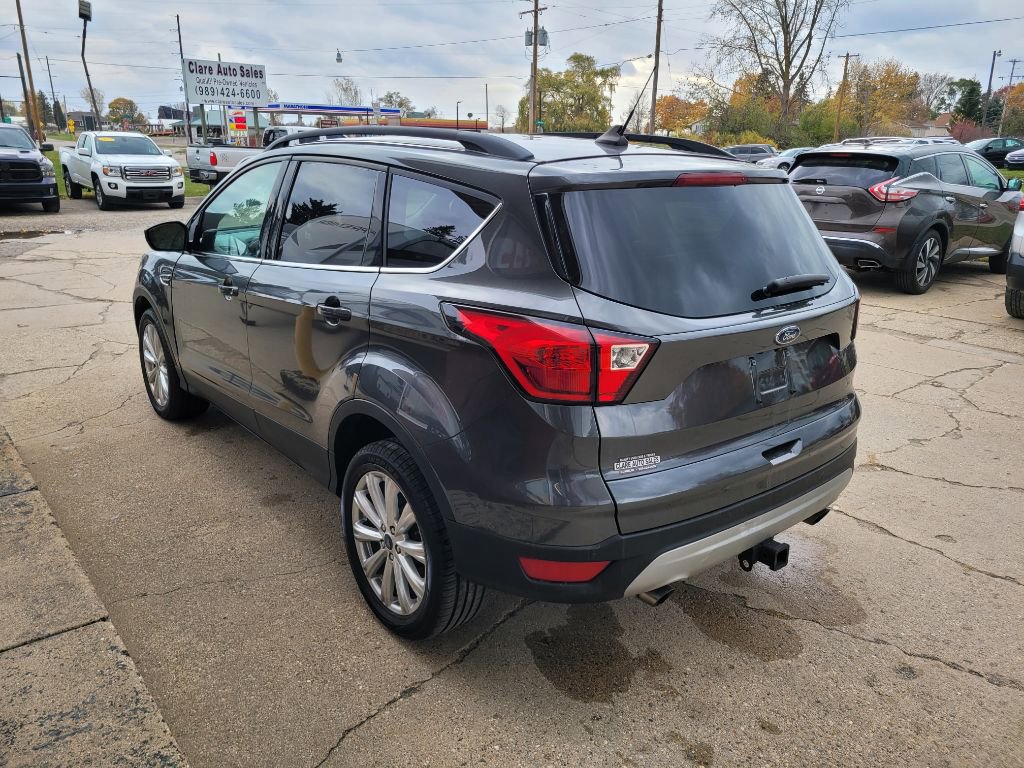 Used 2019 Ford Escape SEL image 11