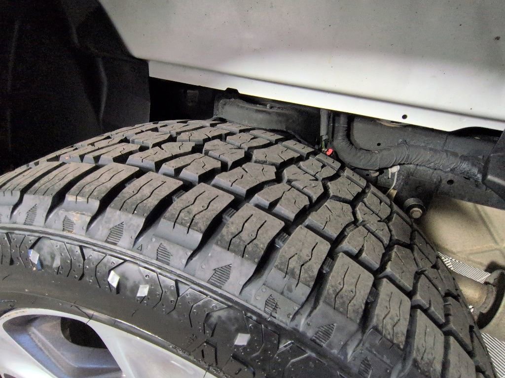 Used 2021 RAM 1500 Laramie AWD/4WD image 12