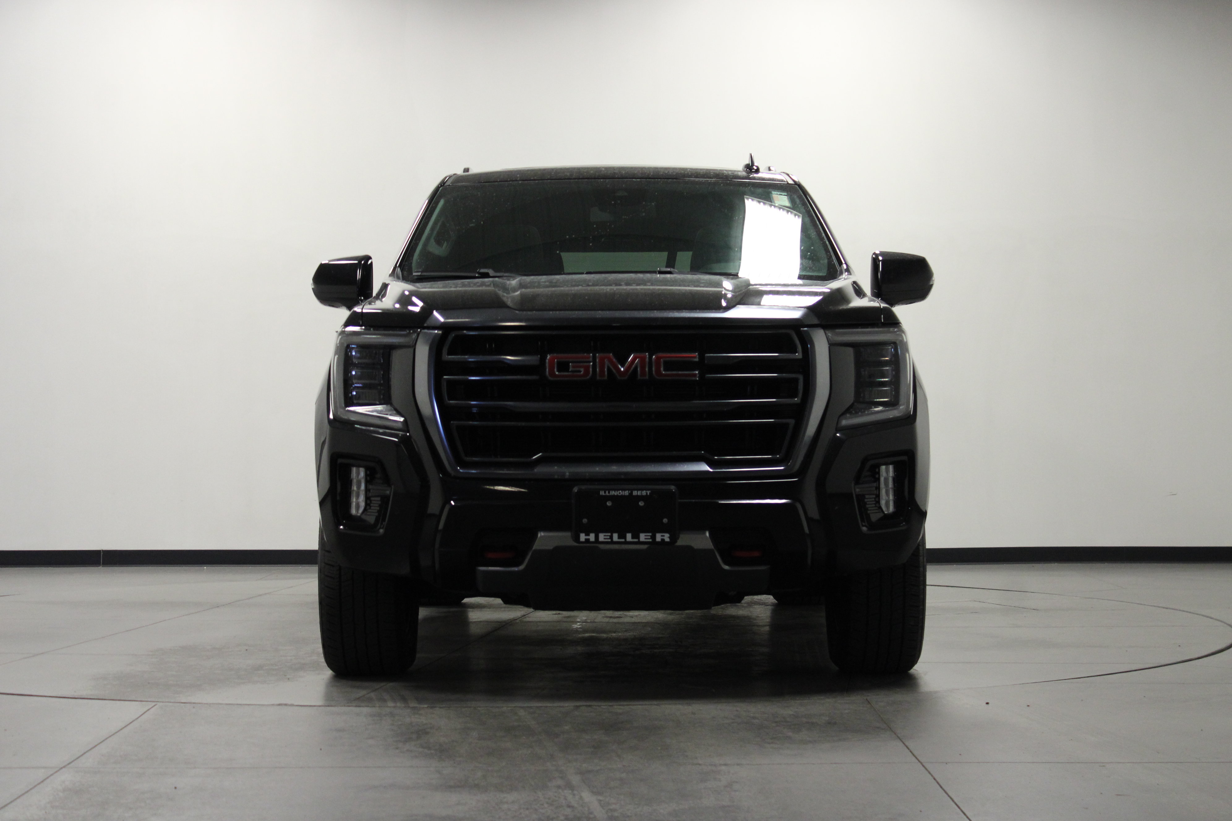 Used 2023 GMC Yukon AT4 AWD/4WD image 9