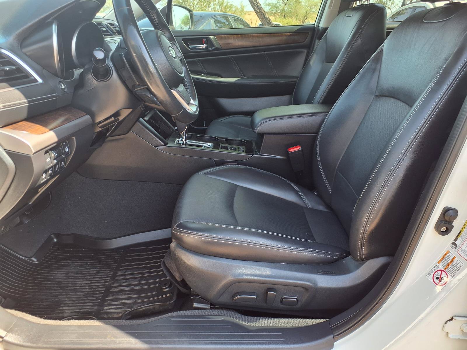 Used 2019 Subaru Outback 3.6R Limited AWD/4WD image 23