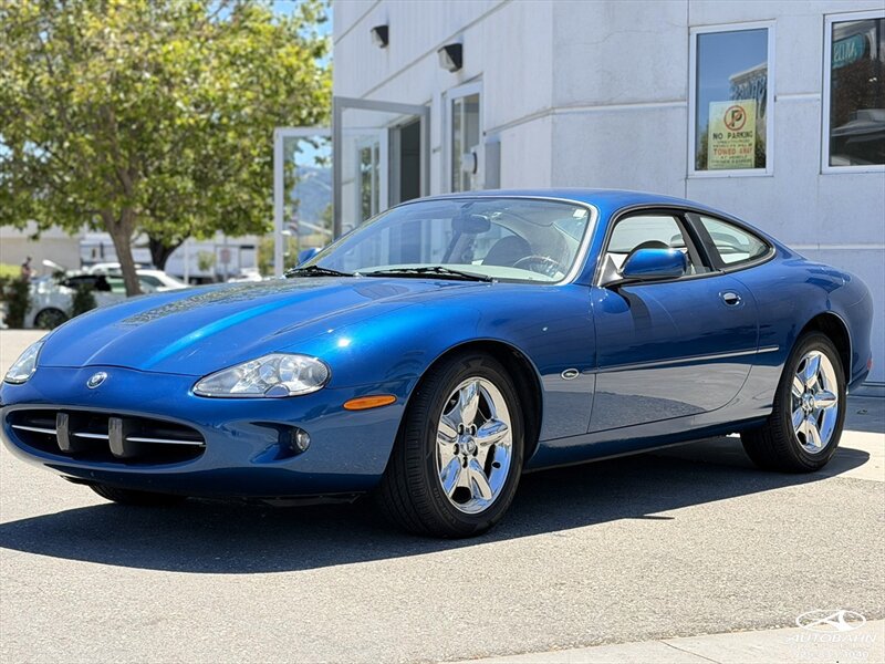 Used 1998 Jaguar XK8 Coupe RWD image 4
